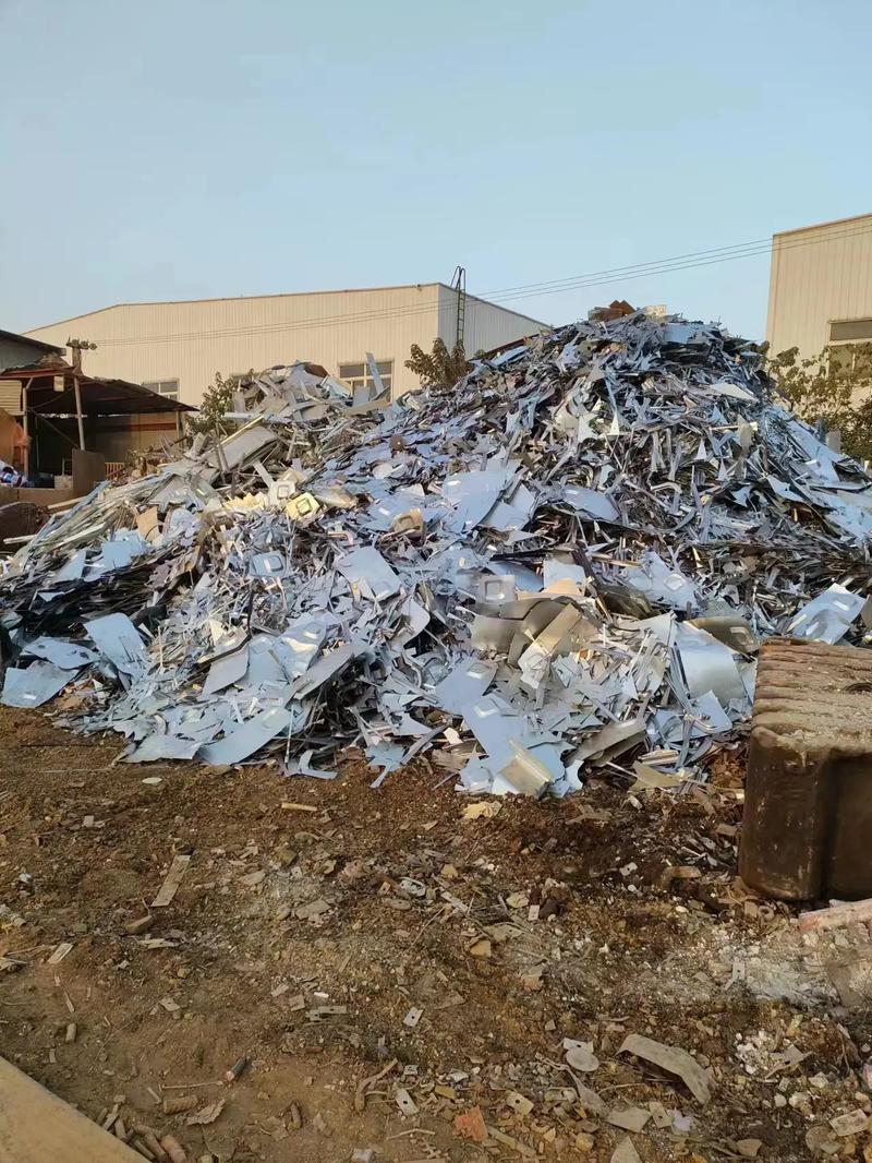武漢地區(qū)廢鐵回收,我在武漢從事物資回收生意很多年了 #漢南廢